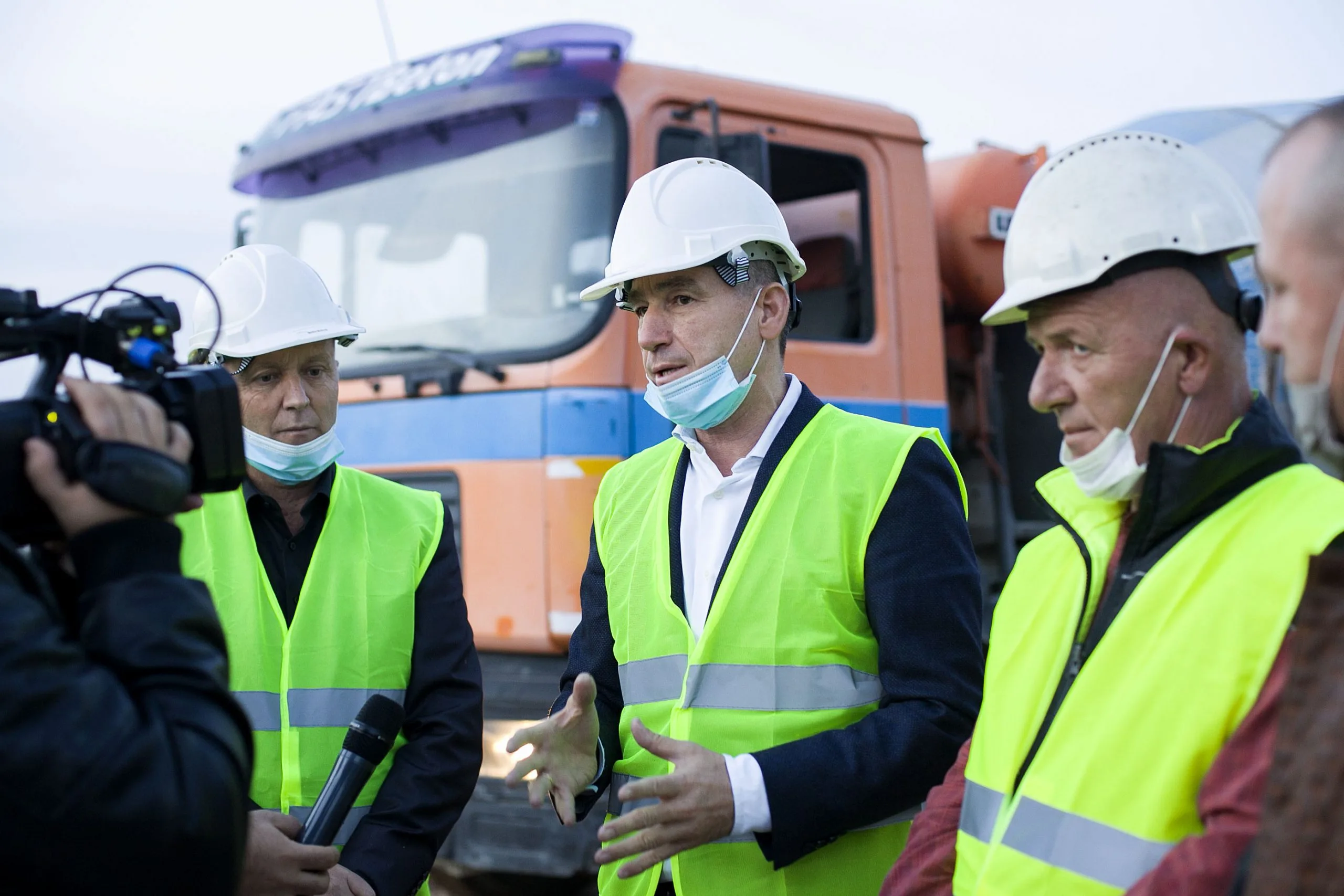 Veseli: Punësimi i të rinjve është politikë e imja