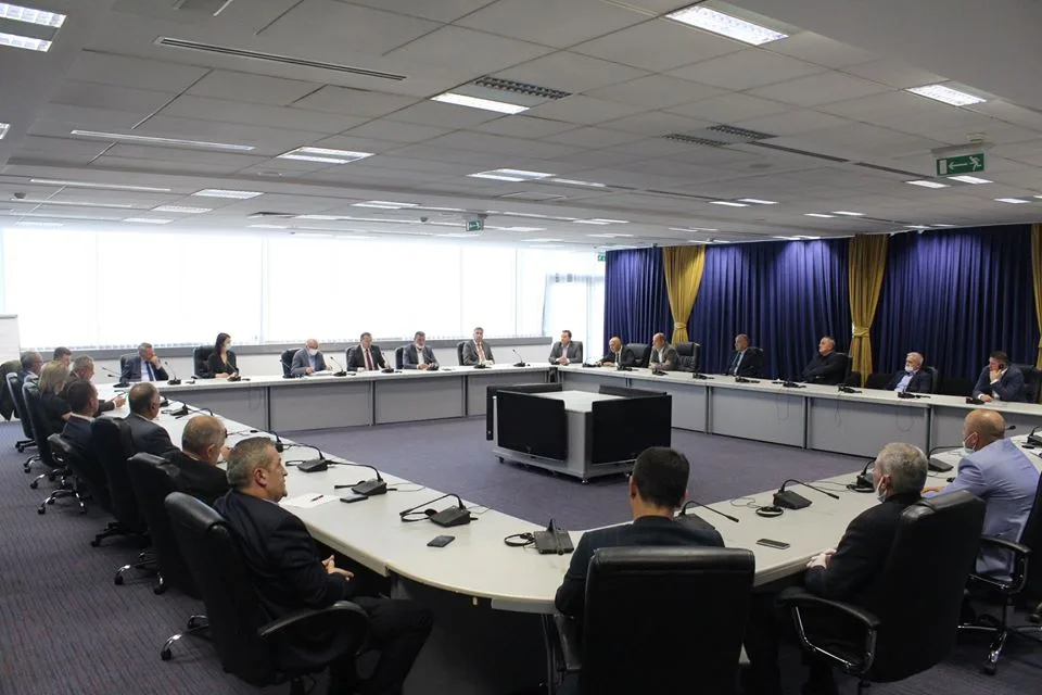 Zemaj me Këshillin e Kryetarëve flasin për masat e reja antiCOVID