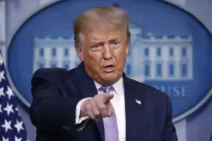 Trump kërcënon Iranin: Do të shkatërrojmë urat dhe termocentralet