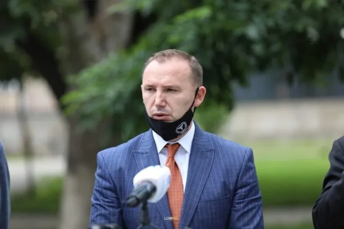 Dërgohen 100 mijë teste për COVID-19 në IKShPK