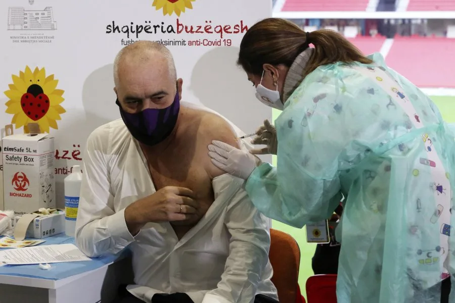 11 mijë të vaksinuar kundër koronavirusit në Shqipëri