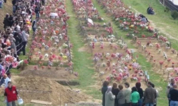 22 vjet nga masakra e familjes Berisha në Suharekë