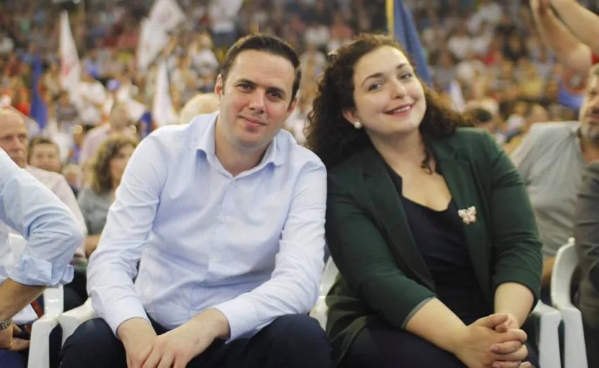 Edhe Vjosa Osmani uron Lumir Abdixhikun, për postin e ri