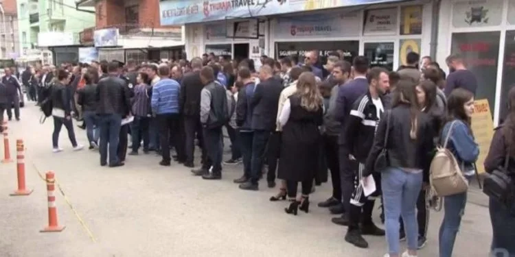 Ambasada e Gjermanisë i thotë kosovarit të shkojë në termin për vizë pa aplikuar fare