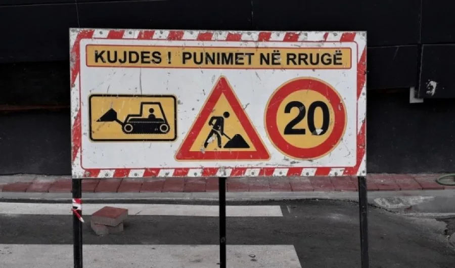 Mbyllet përkohësisht rruga Prishtinë – Pejë