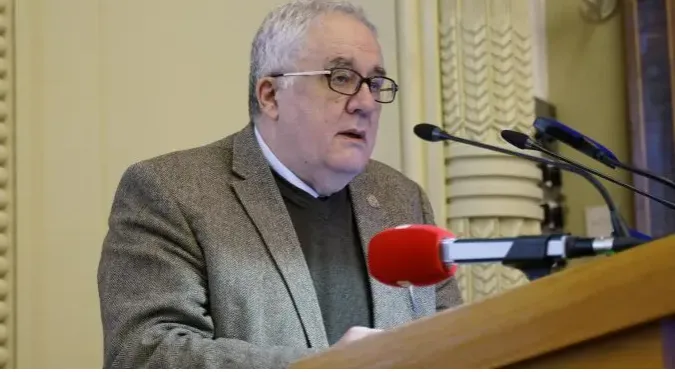 Deklaroi se Kosova de facto është e pavarur, kryeatari i Akademisë serbe nuk dorëhiqet