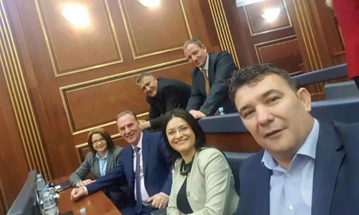 Ish-deputetja e Nisma-së jep dorëheqje nga partia
