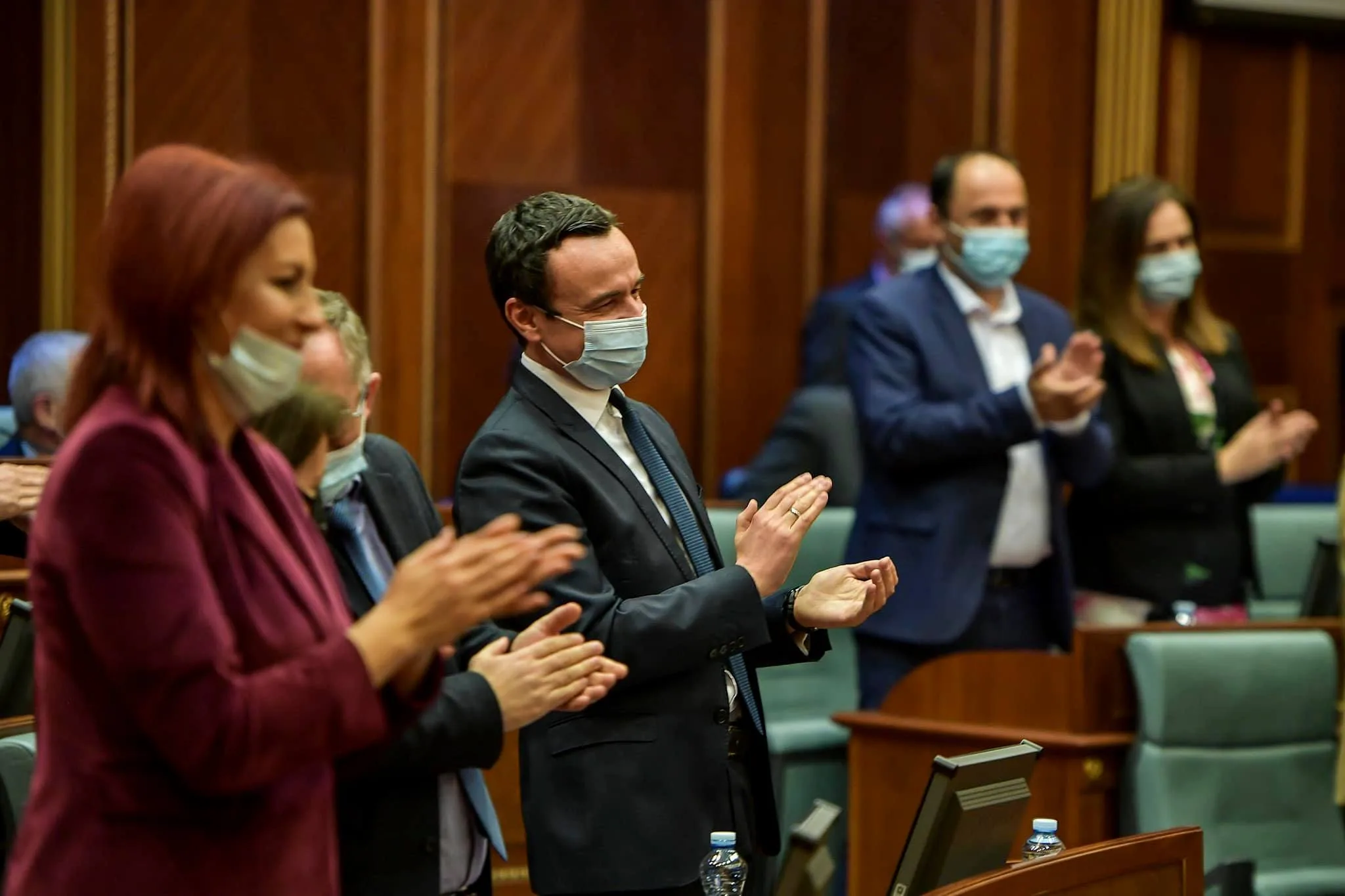 Qeveria Kurti paralajmëron kthimin e reciprocitetit me Serbinë, dhe shtetet tjera që veprojnë një anshëm me Kosovën