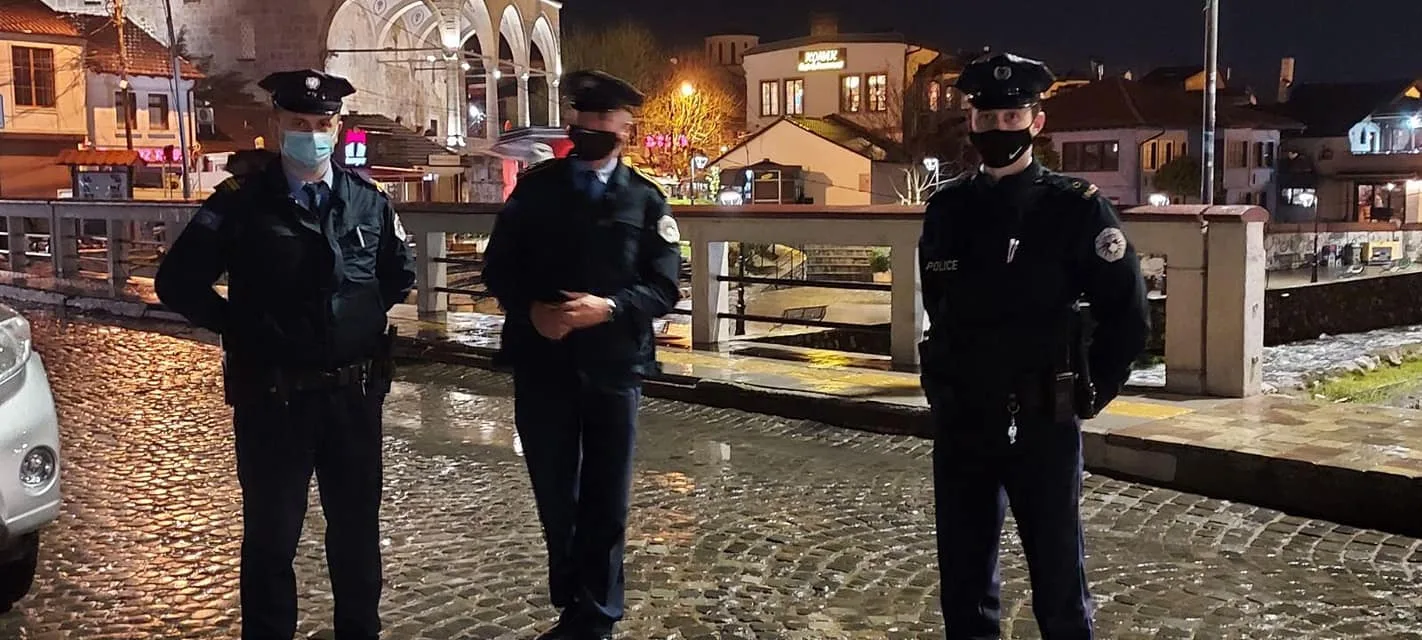 Policia vazhdon kontrollet, gjobit shkelësit e masave antiCovid