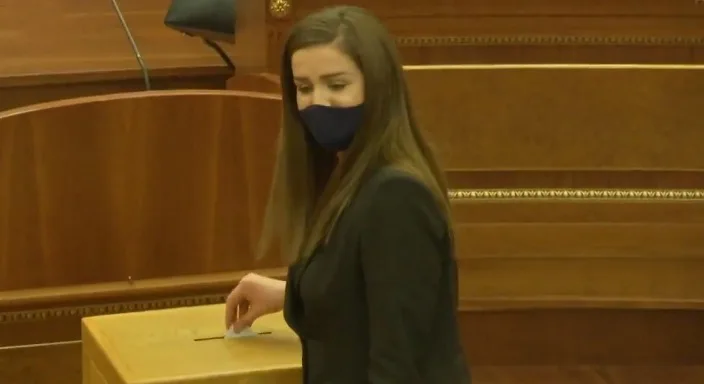 Deputetja e PDK-së voton për presidentin