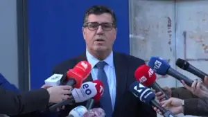 Nënkryetari i LDK-së, Haziri: Beteja e Abdixhikut me nënshkruesit e mocionit duhet të mbetet përballje e kryetarit të katërt të LDK-së me votuesit e tij