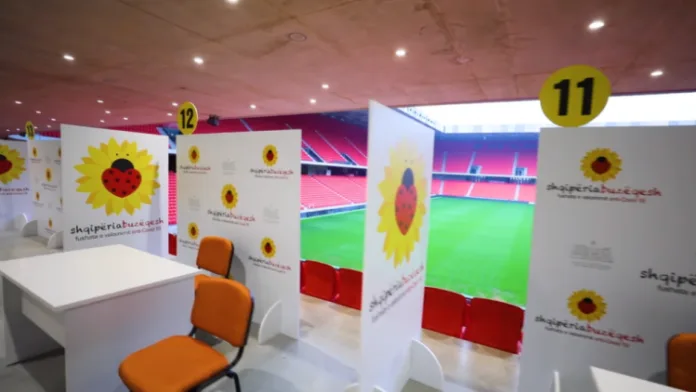 Shqipëria ka vaksinuar 332 mijë e 905 persona në total