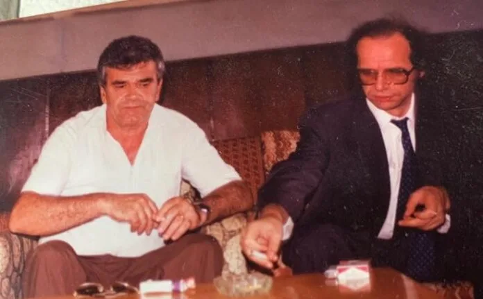 Milaim Zeka publikon një fotografi të rrallë të Ibrahim Rugovës me aktorin e njohur shqiptar