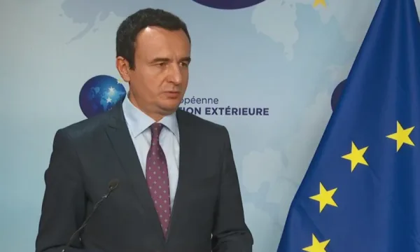 Raporti i BE-së lavdëron bashkëpunimin e Kurtit me Gjykatën Speciale