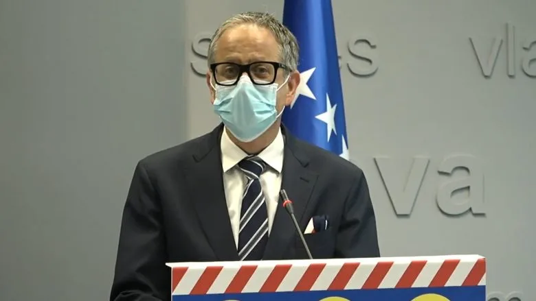 Vitia: Ju garantoj, në maj fillon vaksinimi dhe më nuk ndalet