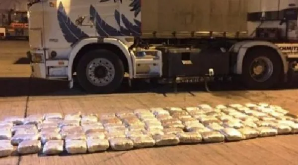 Kapen 2.2 ton kokainë në Kosovë, u futën nga porti i Durrësit