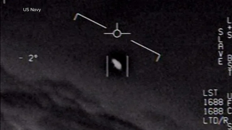 Si u bënë UFO-t përsëri “shënjestër” e shërbimeve inteligjente amerikane