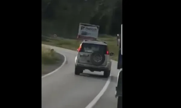 Policia gjobiti edhe një polic