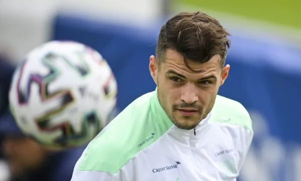 Arsenali ka një mesazh për Granit Xhakën