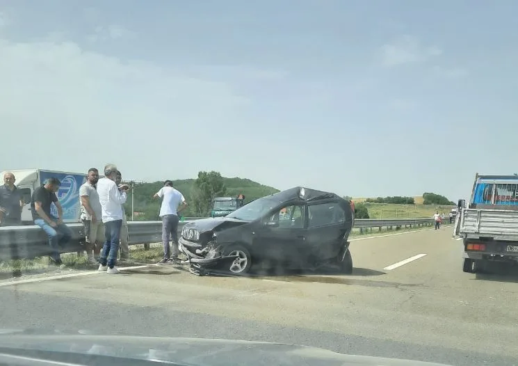 Aksident i rëndë në segmentin Prizren- Suharekë të autostradës “Ibrahim Rugova”, tri vetura të përfshira