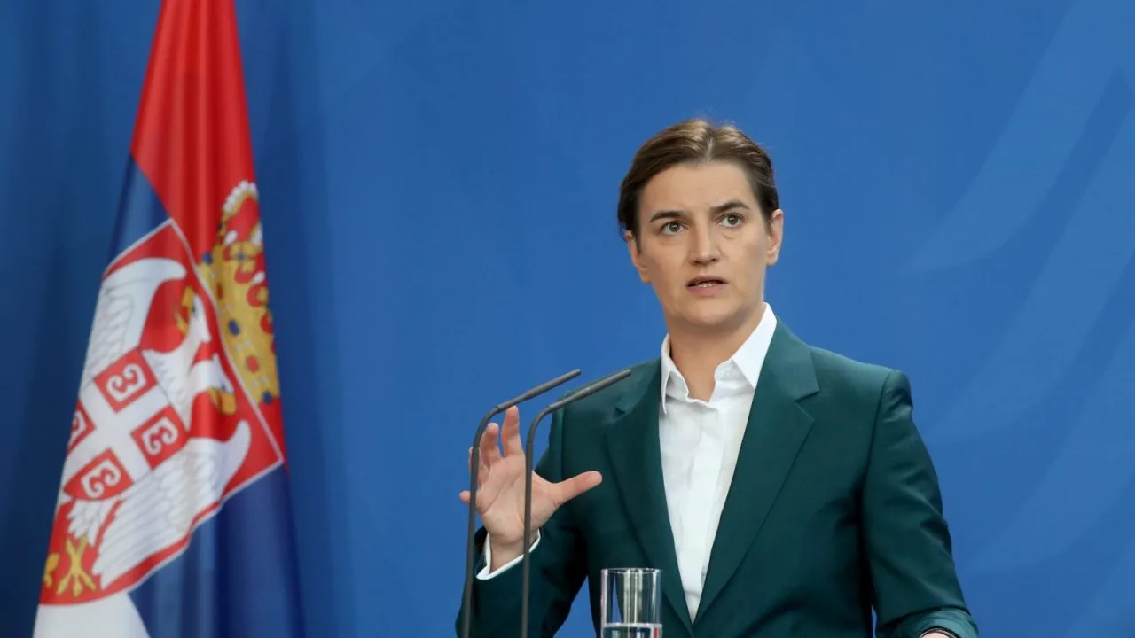 Bërnabiqit i duket provokim paraqitja e Kosovës si shtet në Samitin e Tiranës