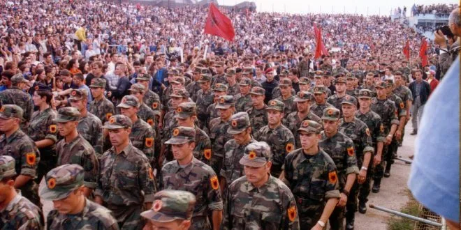 “Ju flet Prishtina e lirë”, komunikata e UÇK-së që njoftoi për çlirimin e kryeqytetit