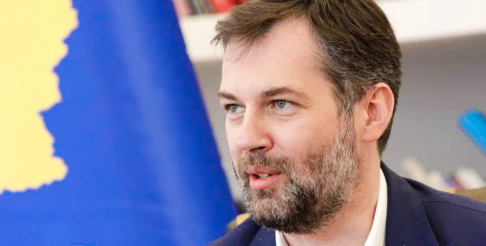 Çeku: Debati për objektin e Xhafer Devës ka origjinën në Serbi