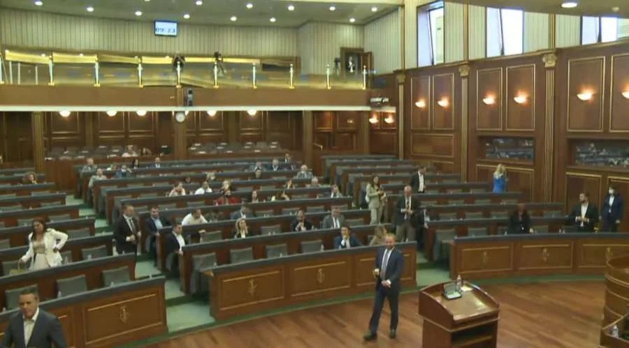 Opozita skeptike për rezervat shtetërore