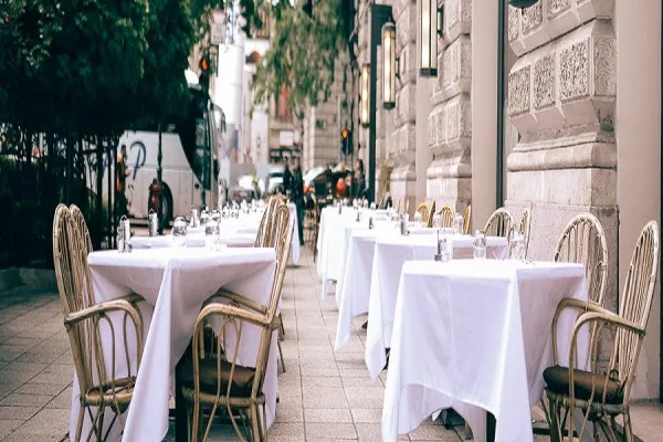 Kafenetë dhe restorantet gjermane rritin çmimet – kanë mungesë punëtorësh