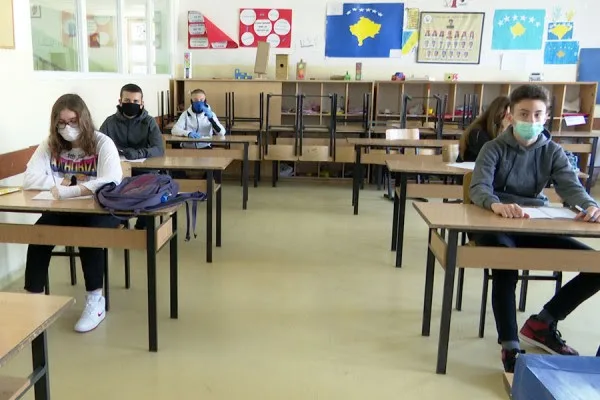 Të premten ora e parë e mësimit i kushtohet Ditës së Paqes