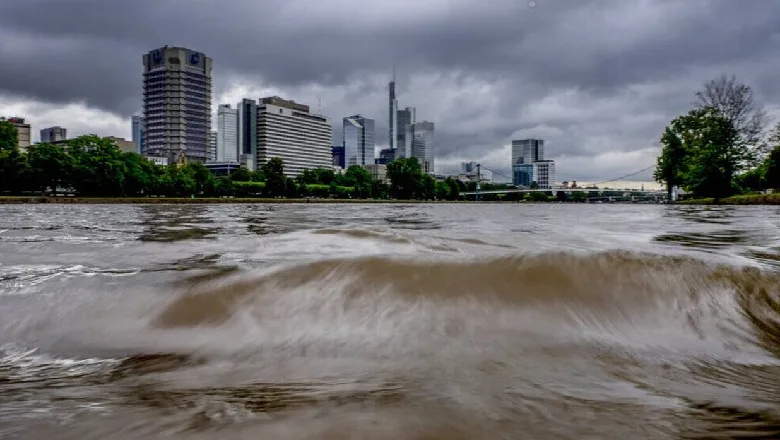 Kaos nga përmbytjet në Gjermani, 21 viktima dhe rreth 70 persona të zhdukur
