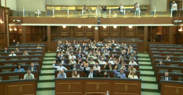 Kuvendi i Kosovës shkarkon bordin e RTK-së