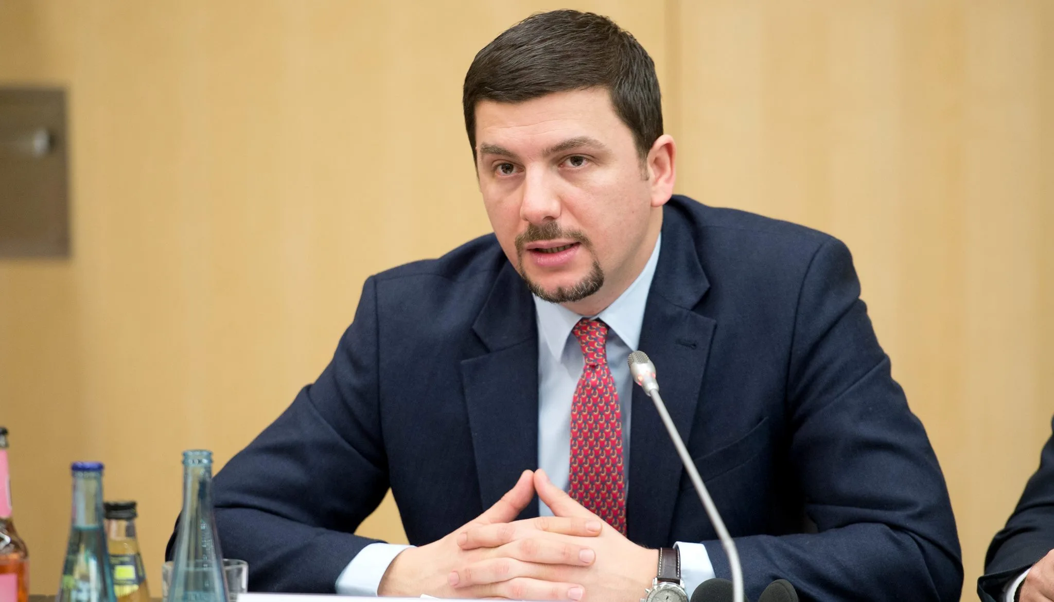 Zyrtare: Memli Krasniqi zgjidhet kryetar i PDK-së