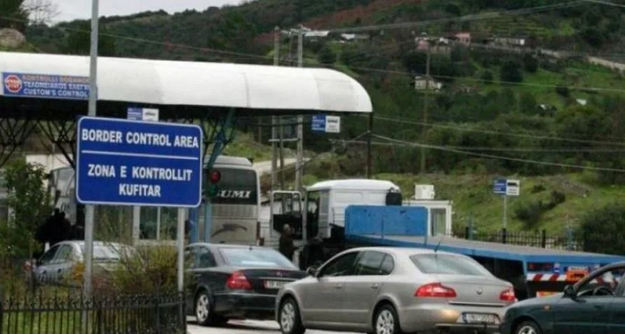 Shqiptarja kapet me 20 mijë euro të padeklaruara në kufi