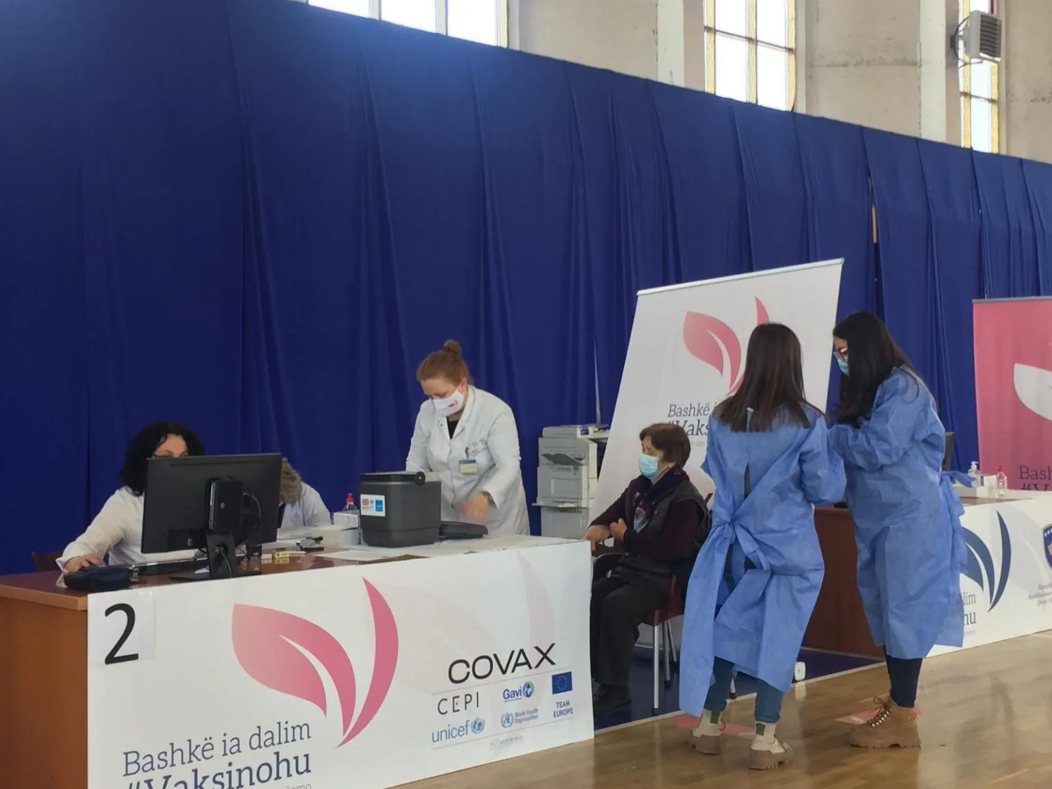 Qytetarët që kanë pasur të vaksinohen ditën e Bajramit, do t’i marrin të mërkurën