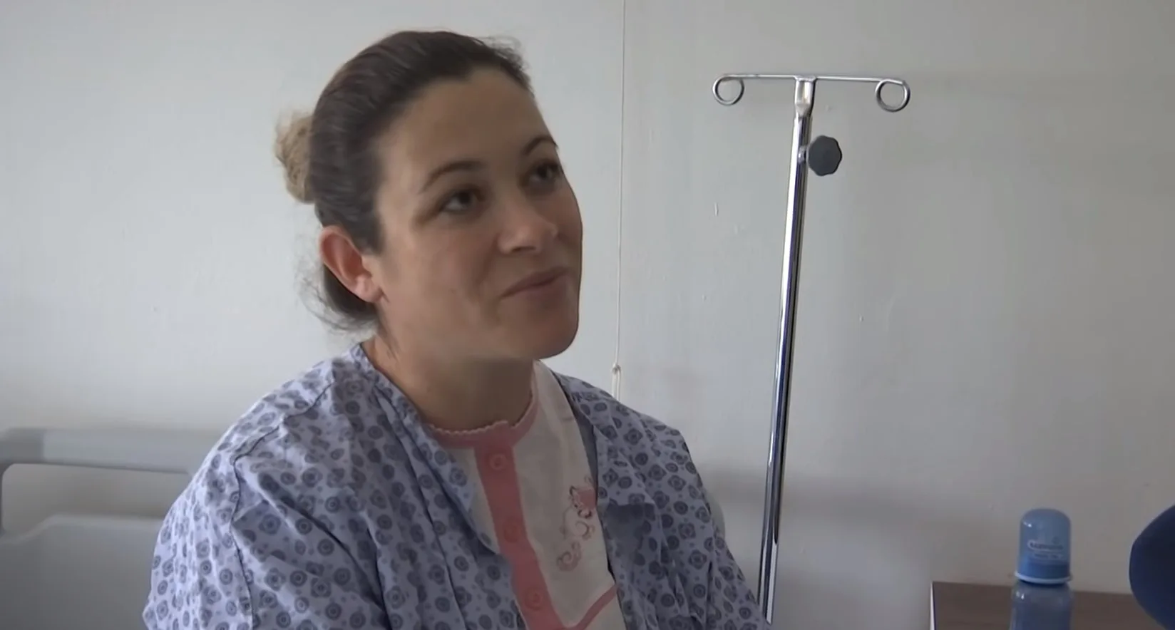 Flet gruaja që lindi sot foshnjën rreth 6 kilogramë e gjysmë (VIDEO)