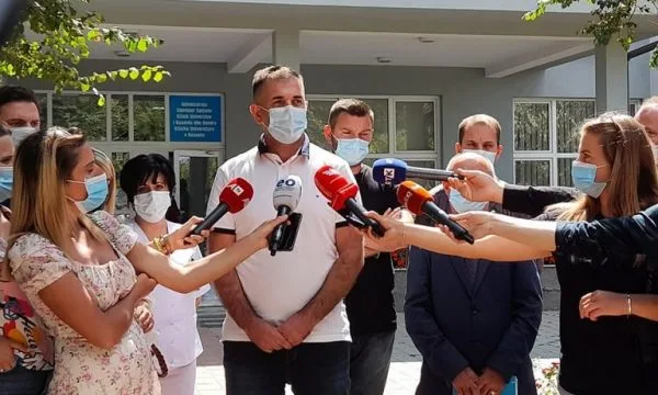 Infermierët paralajmërojnë protesta në shtator