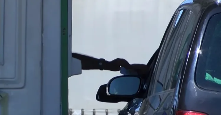Arrestohet shtetasi serb në Merdare, i ofroi 50 euro policit për kalim të kufirit
