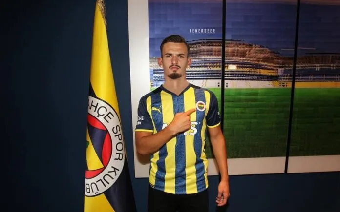 Zyrtare: Mërgim Berisha firmos me gjigantin turk