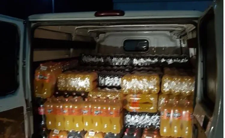 Dogana e Kosovës konfiskon 2500 litra pije të gazuara me origjinë nga Serbia
