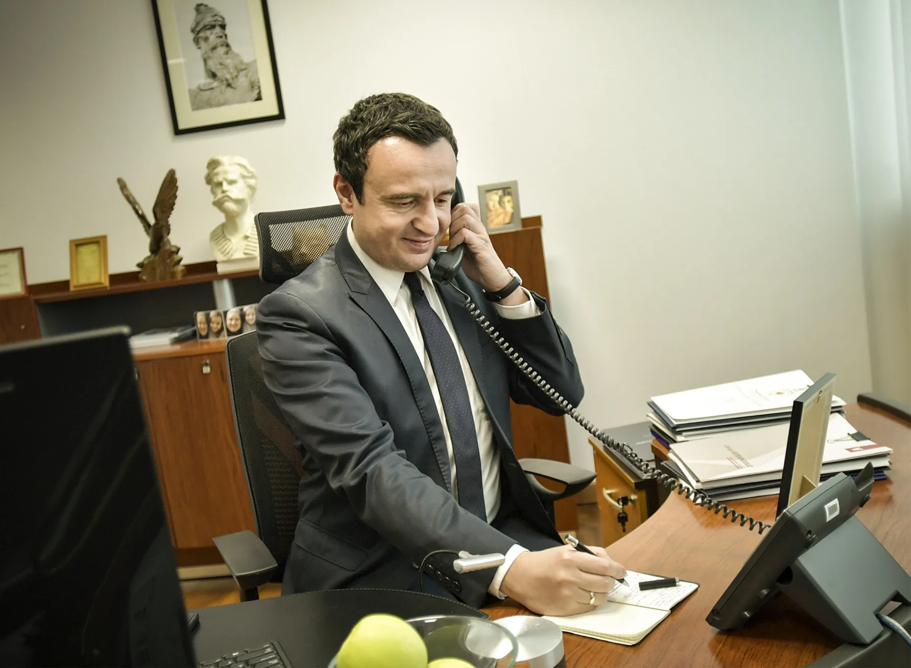 Kurti flet në telefon me Blinkenin: Miqësia jonë me SHBA-në po bëhet më e fortë