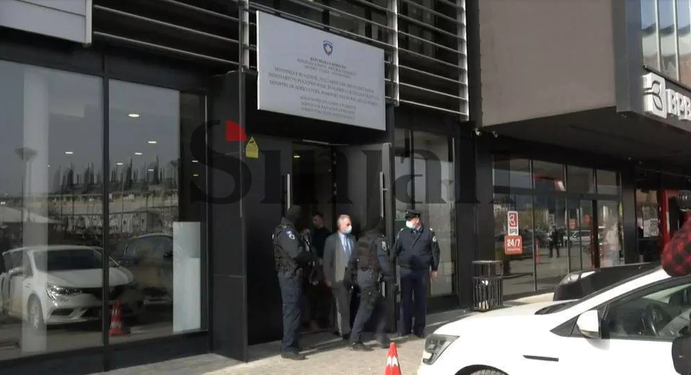 Këta janë të arrestuarit që edhe më tutje mbesin në paraburgim