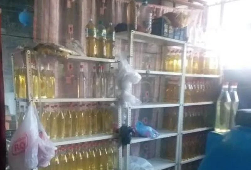 Kapen afër 15 mijë litra alkool të prodhuara ilegalisht në Gjakovë