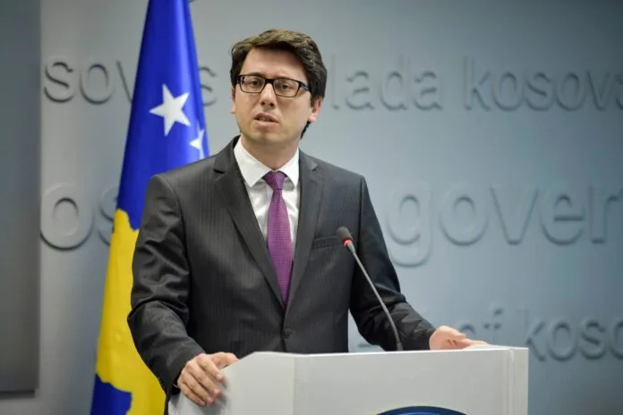 Murati i reagon LDK-së: Për gjashtë muaj nga buxheti janë paguar mbi 1 miliard euro