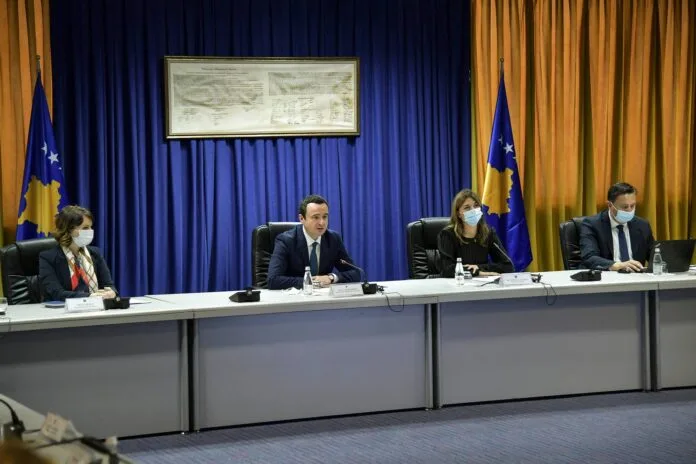 Ambasada britanike: I mbështesim punimet për ndryshimet kushtetuese për Vettingun