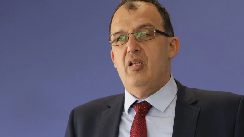 Greva e paralajmëruar në arsim, Pupovci: SBASHK-u duhet të tregojë durim