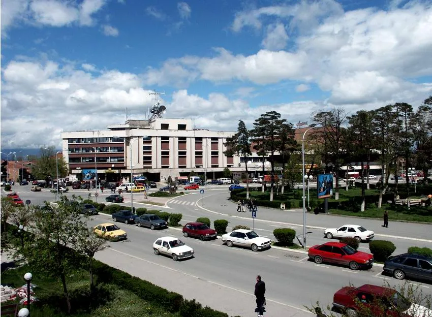 Vdes 7 vjeçari nga Gjakova, ra në kontakt me rrymën