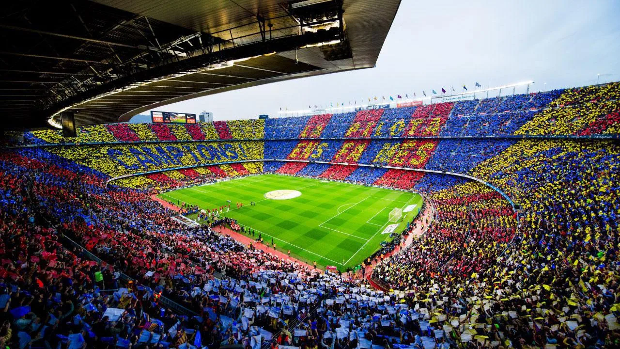 10 stadiumet më të bukur në botë