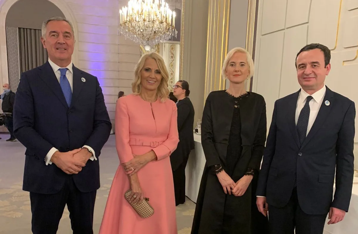 Kurti takohet edhe me presidentin e Malit të Zi në Paris