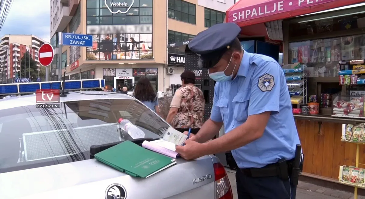 1 mijë e 599 gjoba trafiku në 24 orët e fundit në Kosovë
